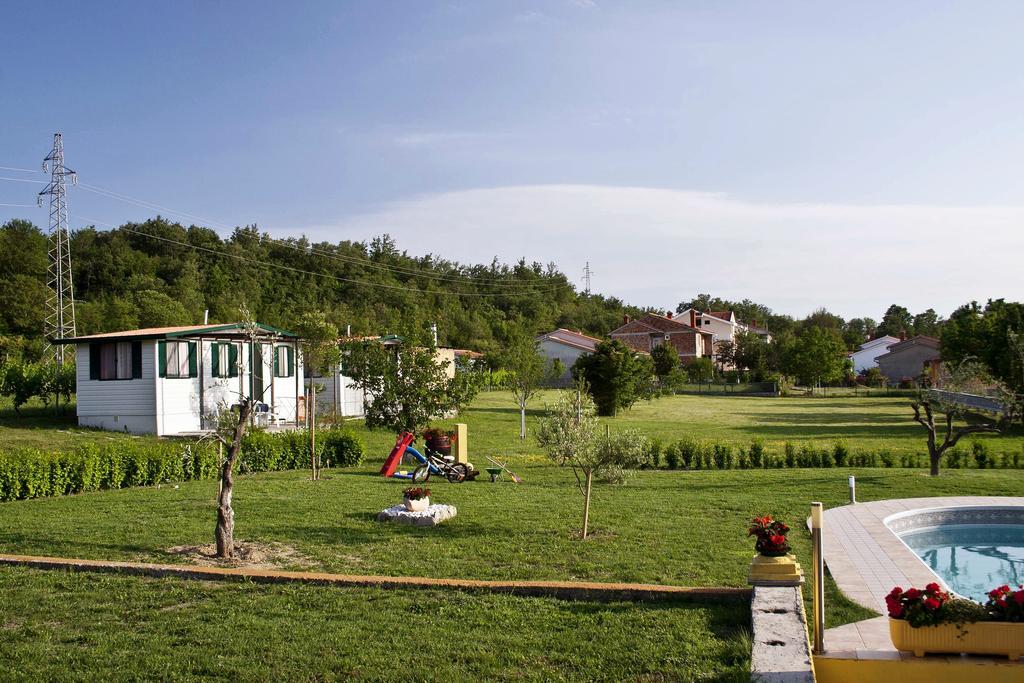 Mobile Homes Romantik Labin  Zimmer foto